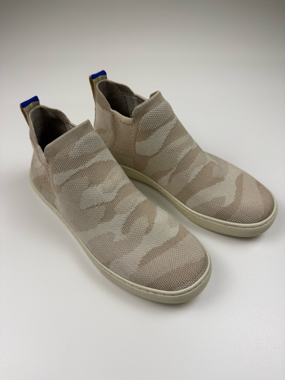 Rothys The Chelsea Desert Sand Camo Knit Slip-on Ankle Boot 7.5